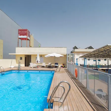 Апартаменты Luxsevilla Moderno Piscina Free Parking *