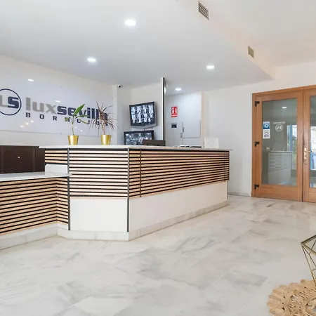 Luxsevilla Moderno Piscina Free Parking Апартаменты