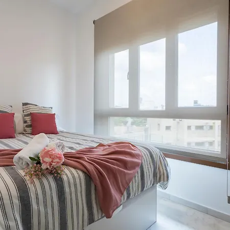 Апартаменты Luxsevilla Moderno Piscina Free Parking Бормухос