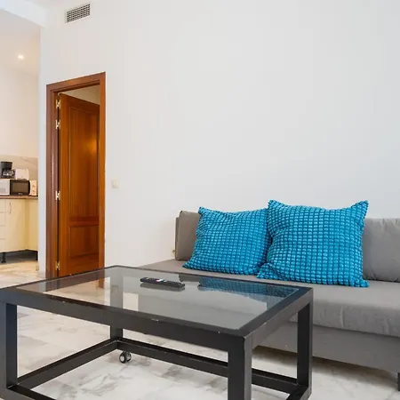 Luxsevilla Moderno Piscina Free Parking Апартаменты *