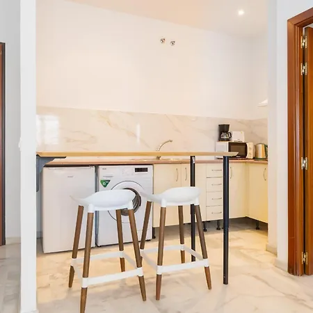 Апартаменты Luxsevilla Moderno Piscina Free Parking *