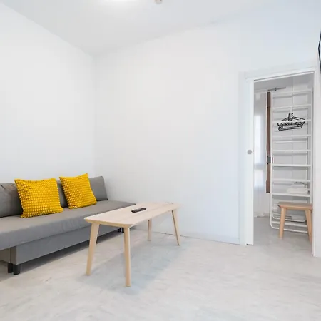 Апартаменты Luxsevilla Moderno Piscina Free Parking