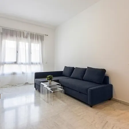 Luxsevilla Moderno Piscina Free Parking Апартаменты *